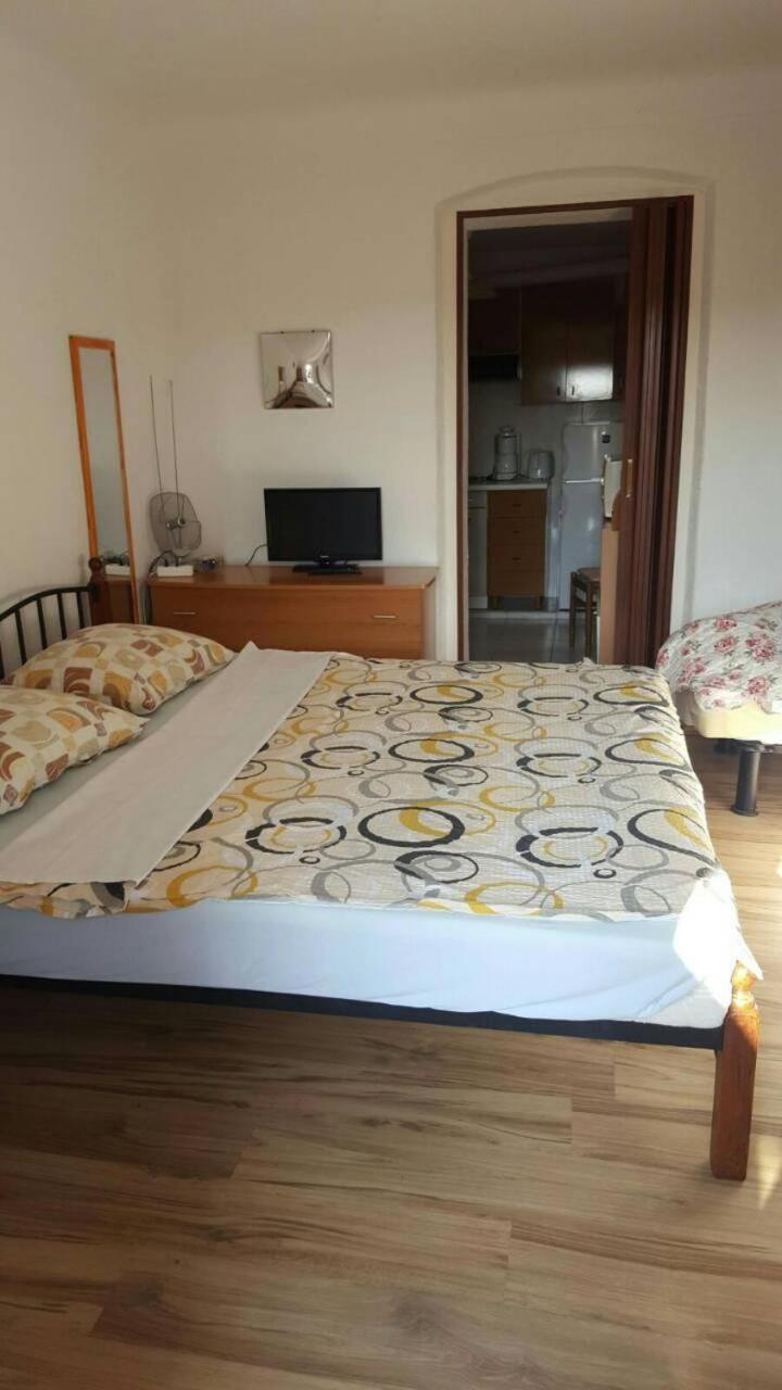 Accommodation Branka Mali Lošinj Екстериор снимка